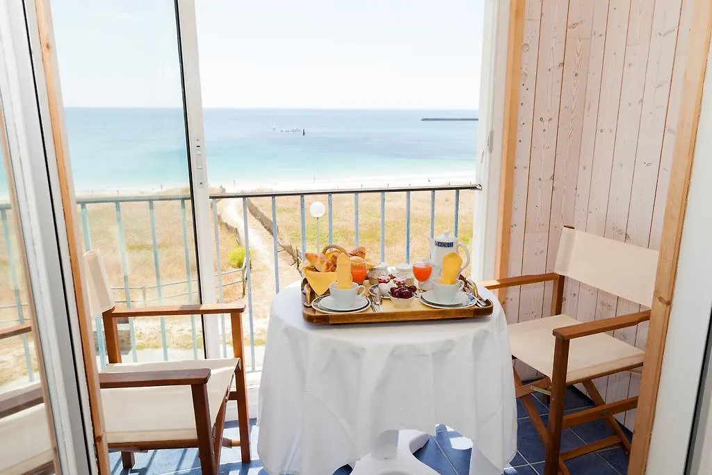 ***  Hotel Restaurant De La Plage Audierne France