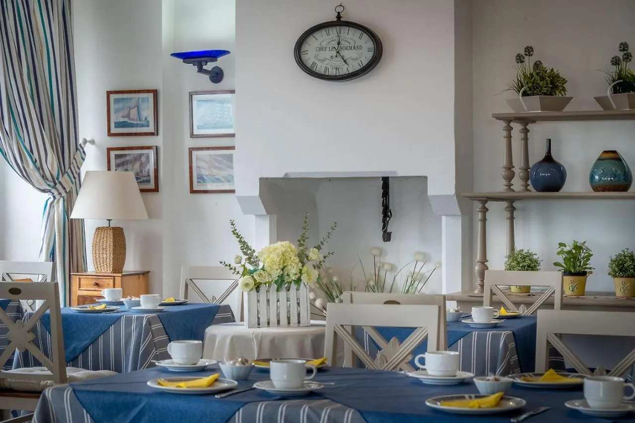 Hotel Restaurant De La Plage Audierne France